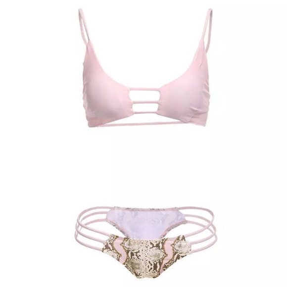 Two piece bikini - Picture 2 of 5